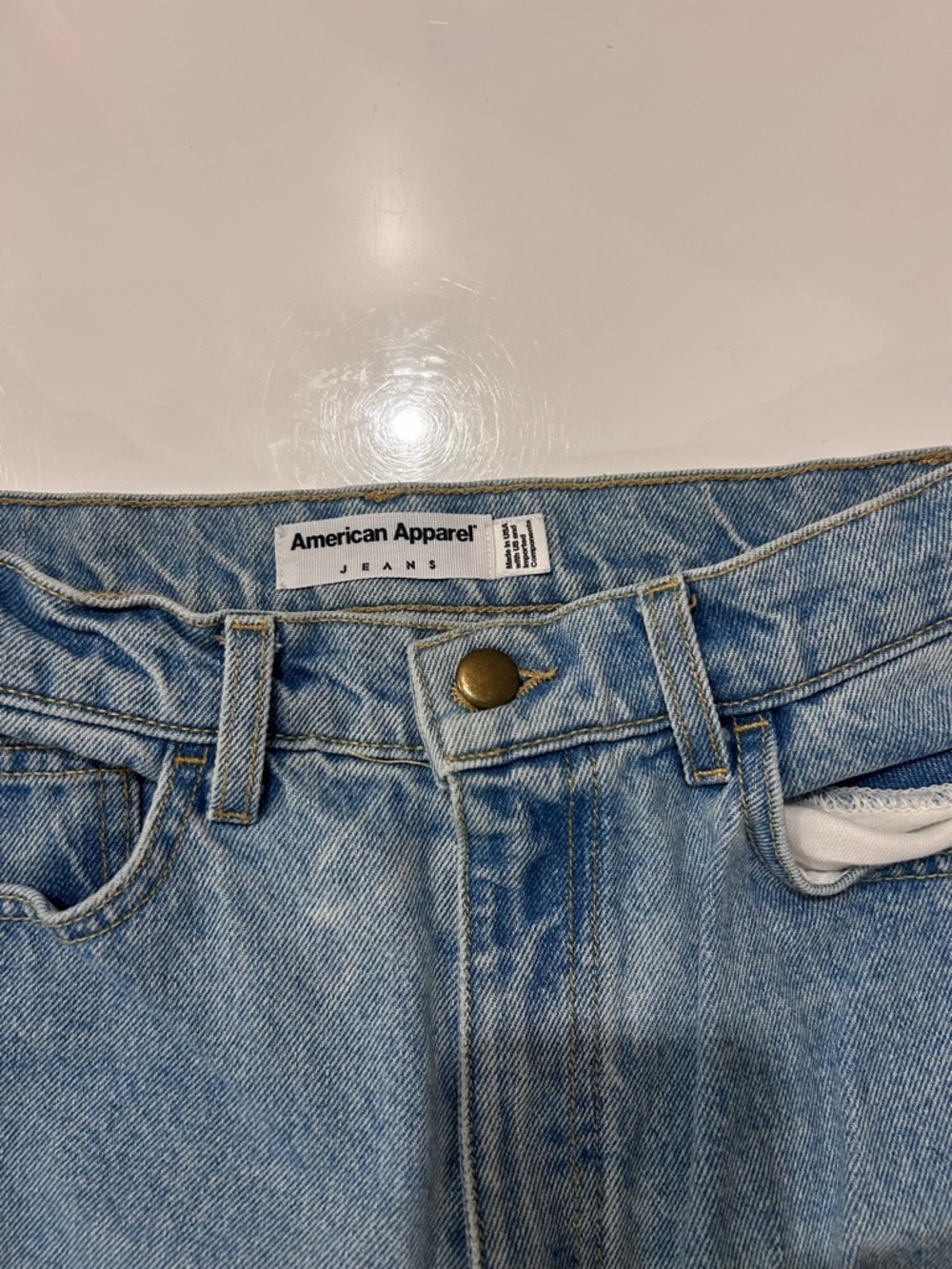 American Apparel Light Blue Women’s Jeans (29) - Picture 2 of 4